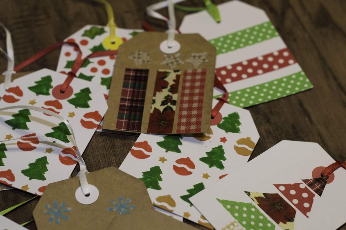 Making Tags Craft Super Simple Christmas Gift Tags to Make - Sew Very Crafty