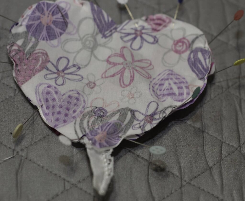 Pin Right Sides Together with Lace in Between for DIY Heart Sachets, DIY Heart Sachet