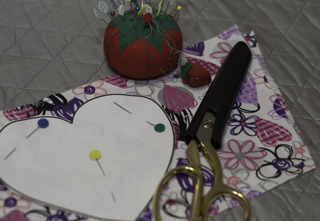 Pin Pattern to Fabric for DIY Heart Sachets, DIY Heart Sachet