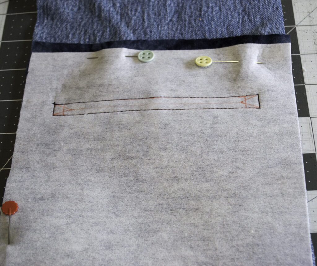 Add the Zipper Pocket to the Other Side Add the Zipper Pocket to the Other Side, Create New Looks with Old Jeans