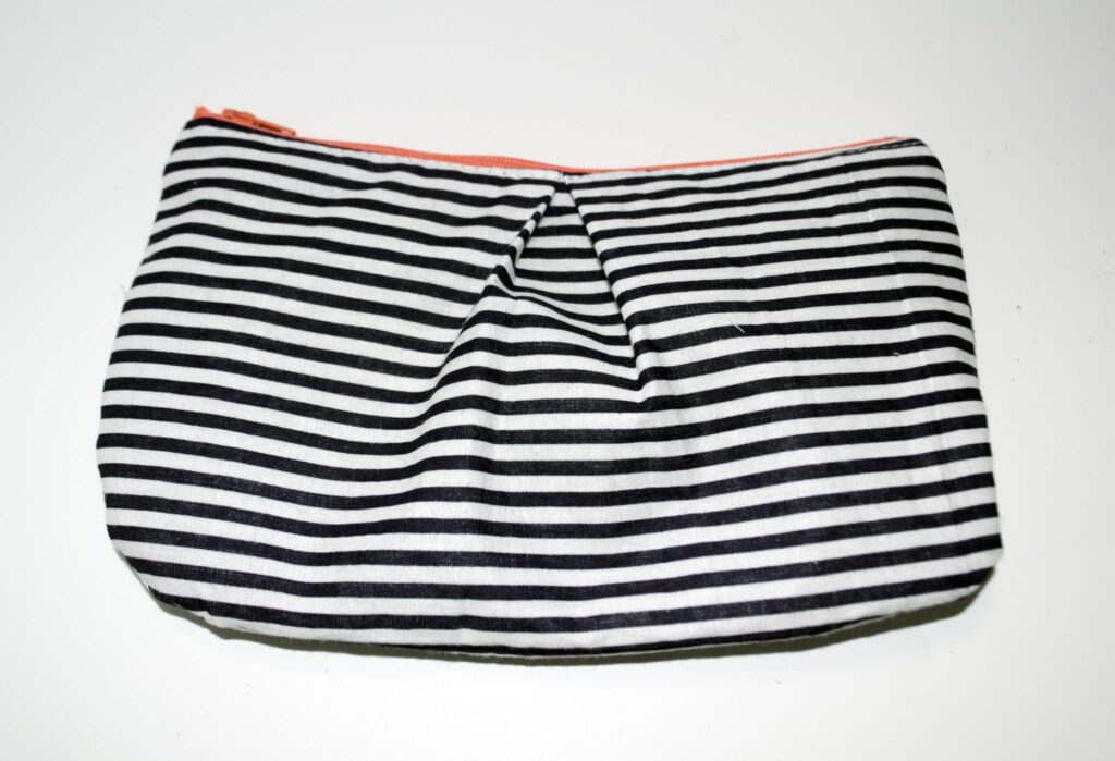 Turned Bag DIY Pleated Makeup Bag