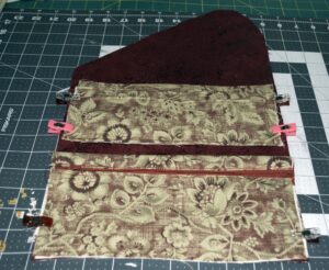 add-the-zipper-pocket-and-card-pockets-to-the-interior Add the Zipper Pocket and the Card Pockets to the Interior, Cell Phone Wallet