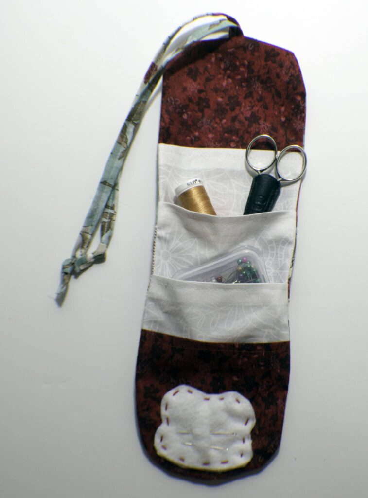 Fill your Travel Sewing Kit How to make a travel sewing kit