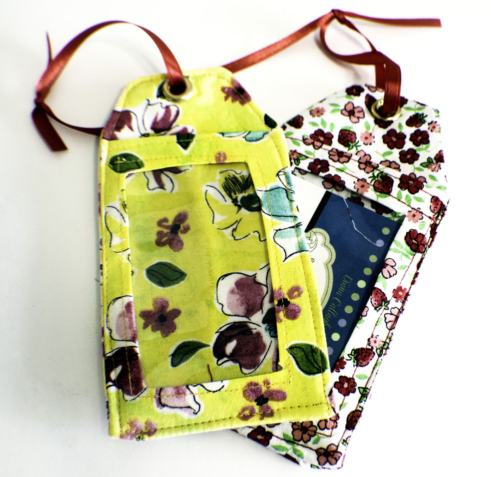 how-to-sew-diy-luggage-tags-sew-luggage-tags-luggage-tags-tutorial