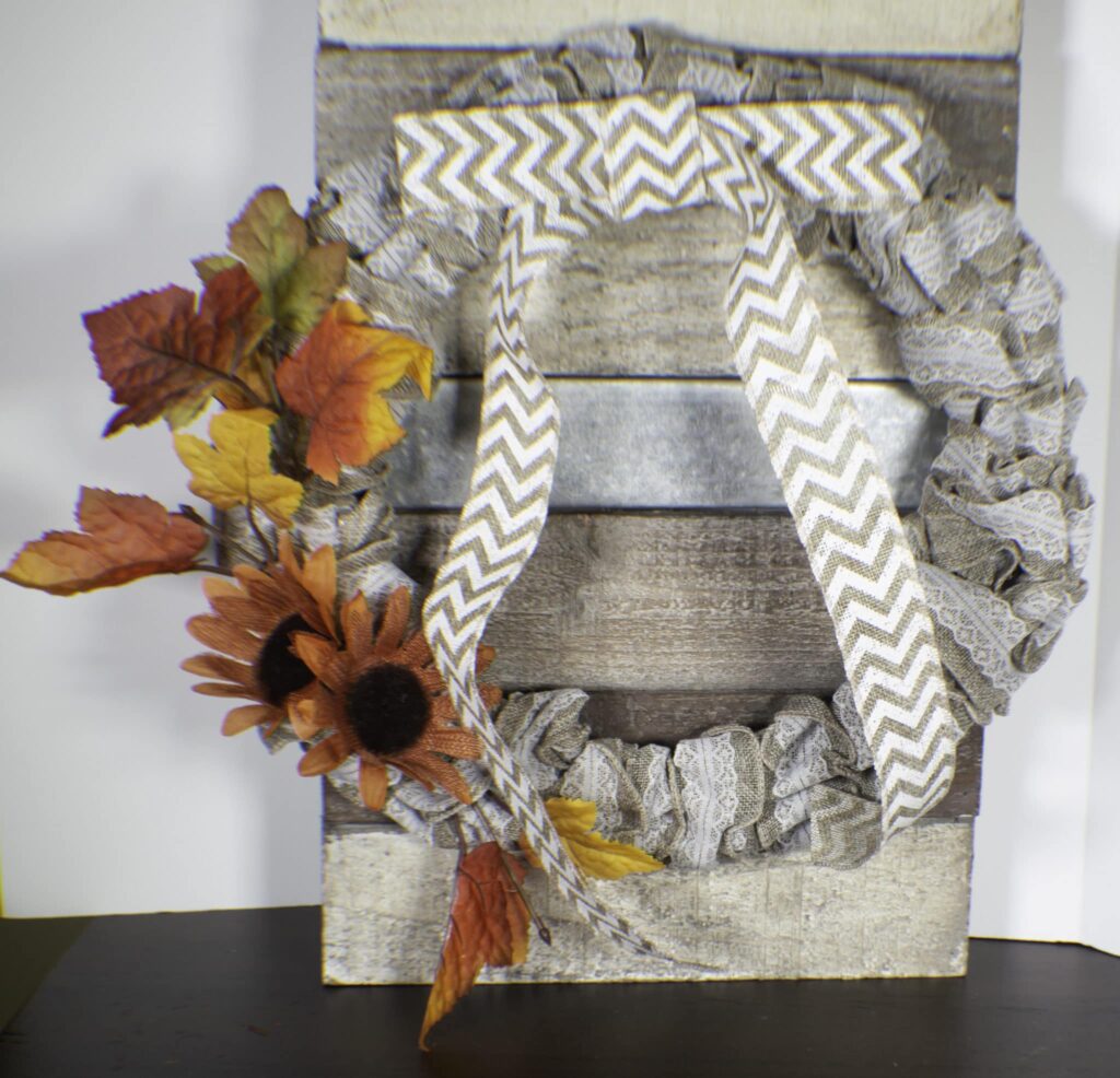 How to make a dollar tree burlap wreath