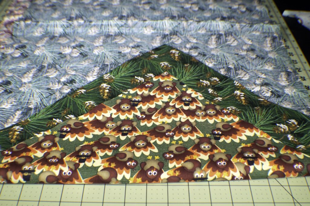 Easy reversible holiday table runner