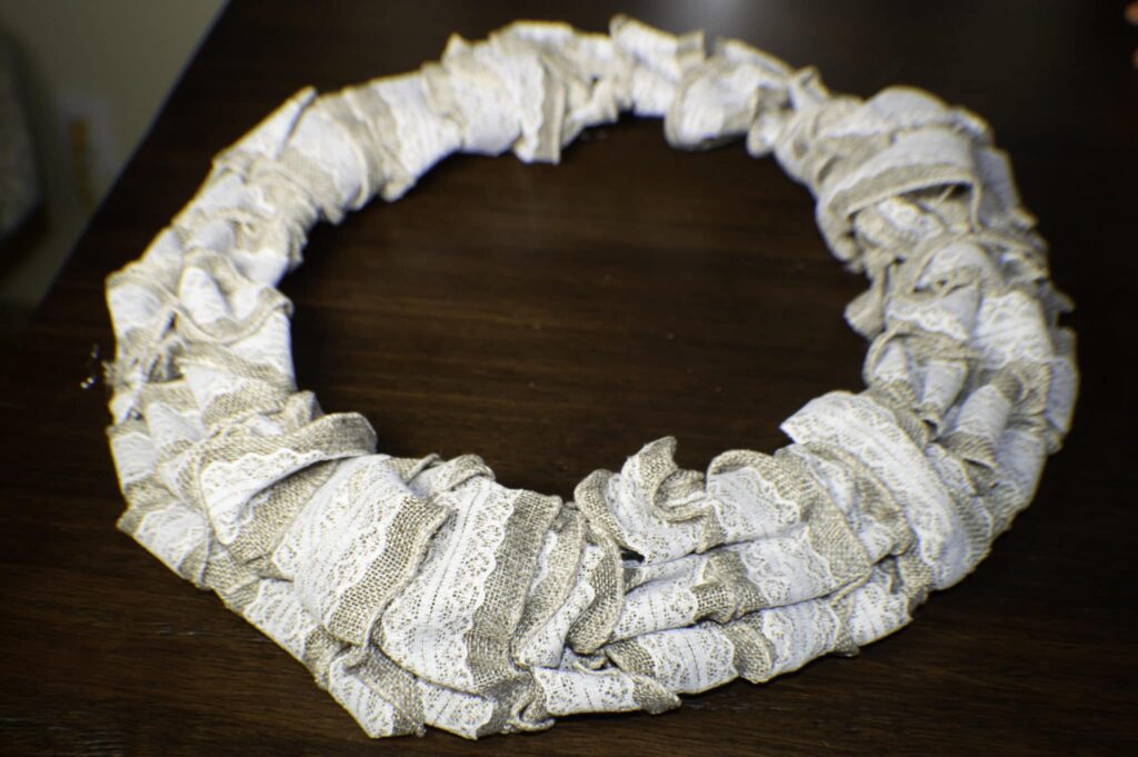 How to make a dollar store burlap wreath