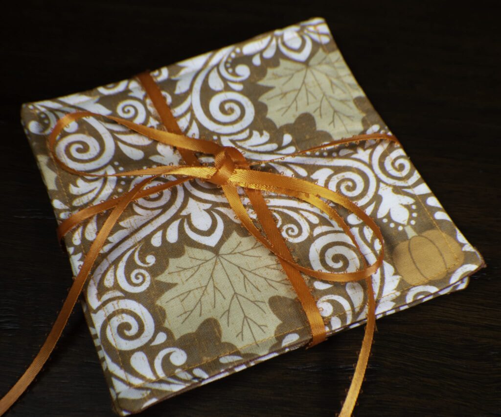 how to make diy reversible fabric coasters