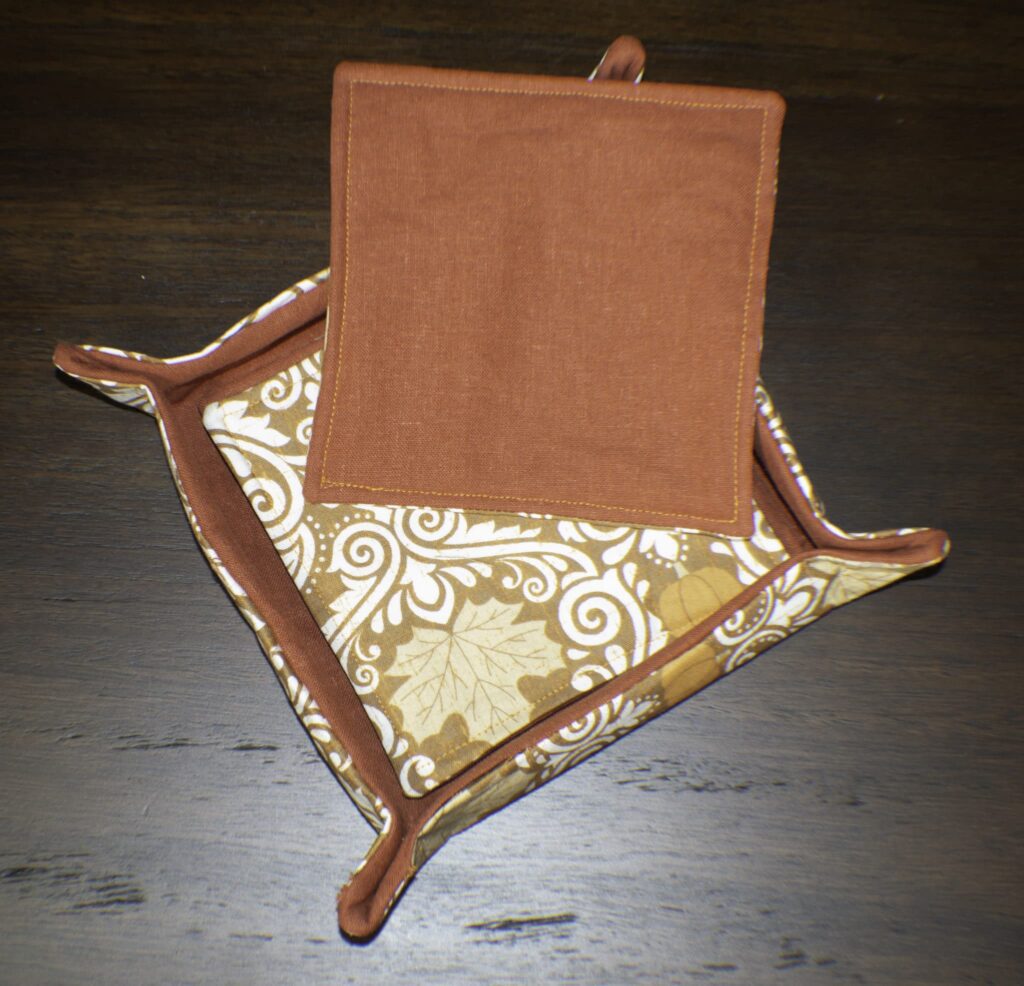 How to make DIY reversible fabric coasters