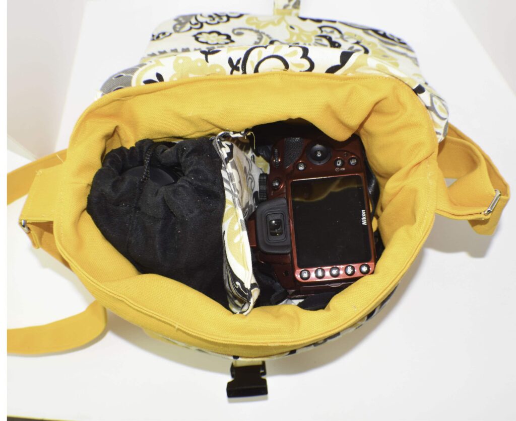 Make a padded dslr camera case