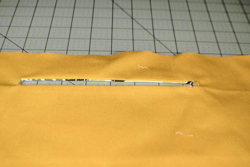 Make a padded DSLR Camera Bag