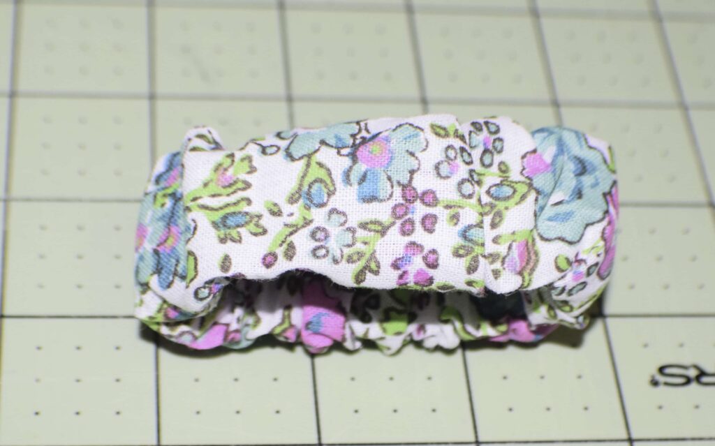 How to make a bow scrunchie