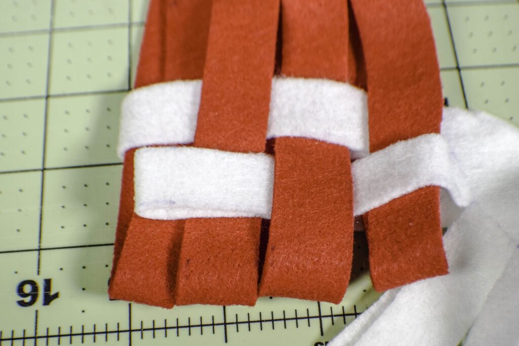 How to make a woven heart pouch