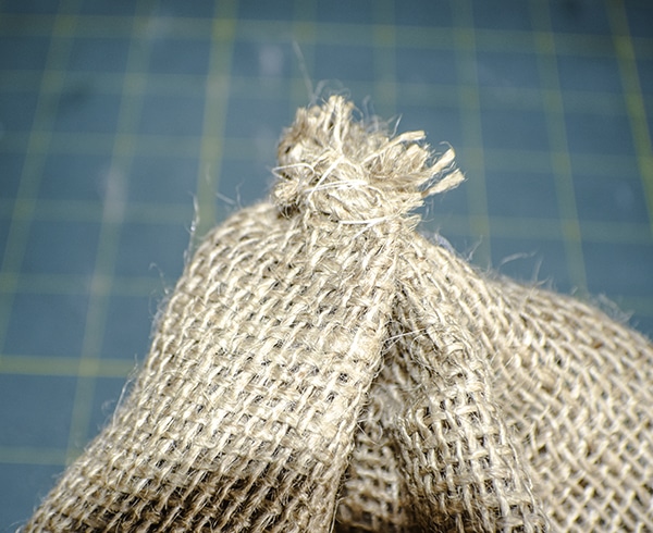 How to Make a Primitive Burlap Pumpkin