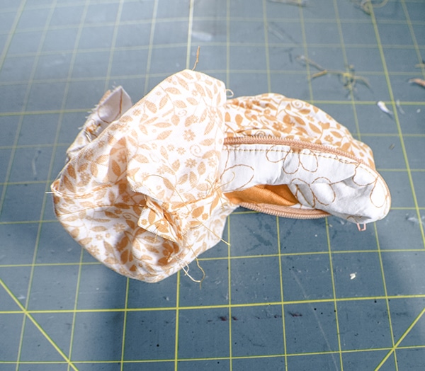 How to make a curve top makeup bag