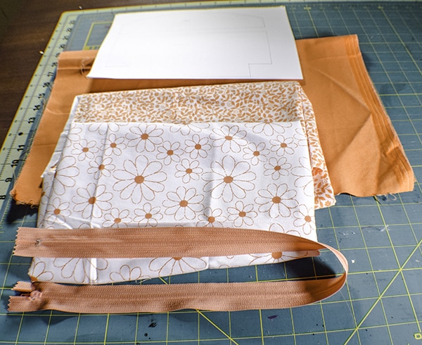 How to make a curve top makeup bag