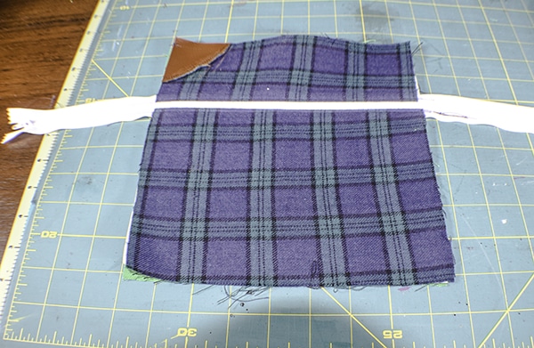How to make a zippered wristlet purse