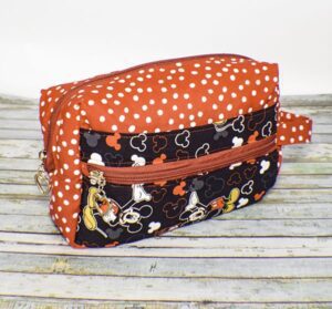 Learn to Sew a Zippered Box Pouch with Pockets - Sew Very Crafty