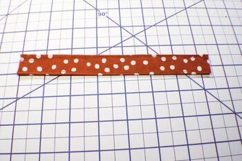 Learn to Sew a Zippered Box Pouch with Pockets