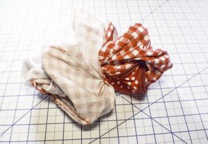Learn to Sew a Zippered Box Pouch with Pockets - Sew Very Crafty