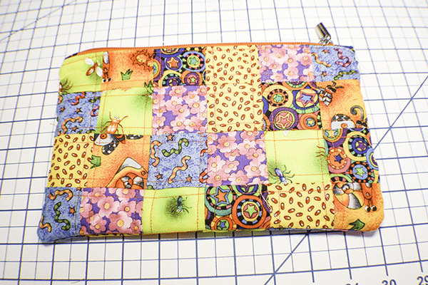 How to make a quilted zipper pouch