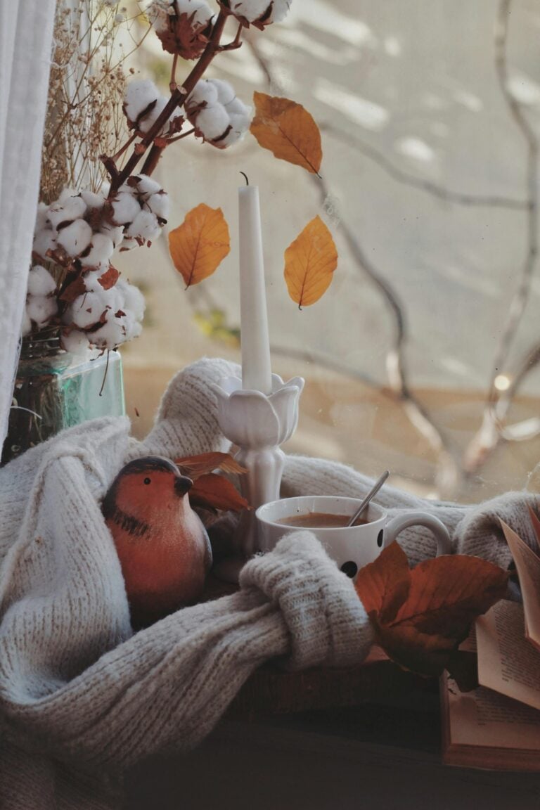 Vintage Décor on a Budget: Decorating Tips for a Cozy, Stylish Home