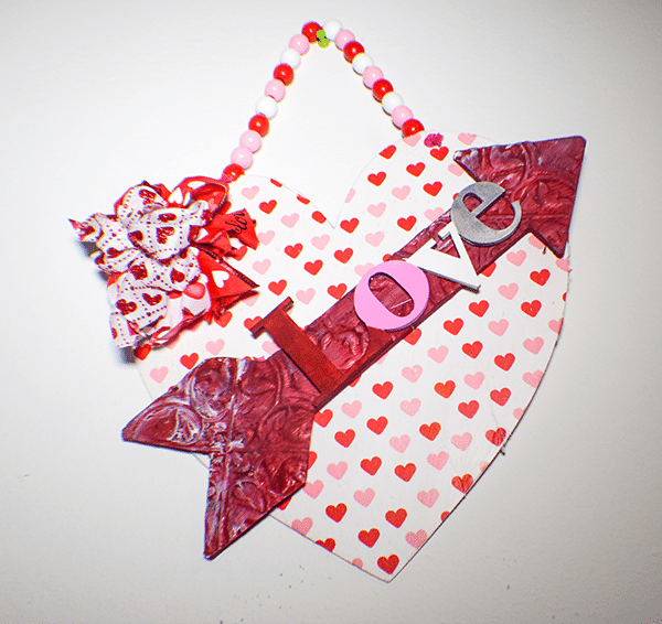 How to Make a Dollar Tree Valentine’s Door Hanging