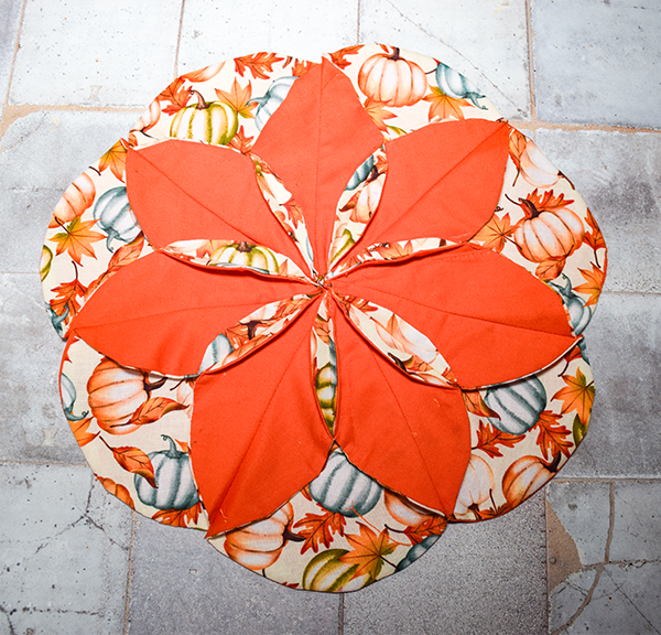 How to Sew a Fun Autumn Placemat