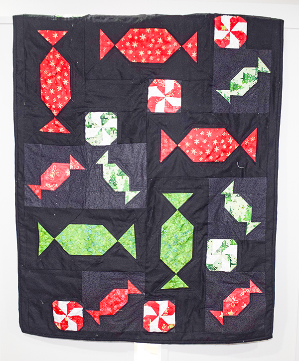 How to Make a Christmas Candy Mini-Quilt