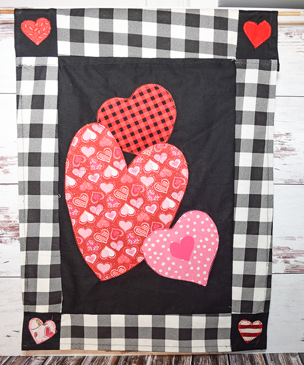 How to Make a Valentine’s Day Garden Flag