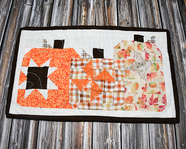 How to Make a Patchwork Pumpkin wall hanging