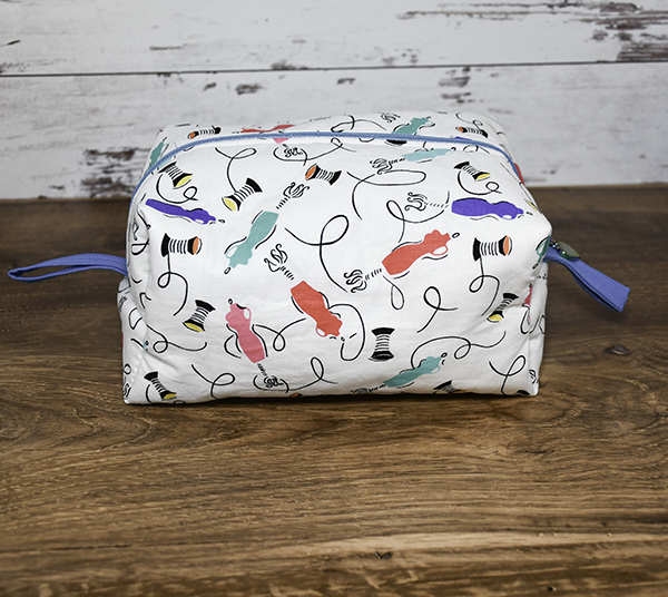 How to Make a Zippered Pouch with Free Pattern