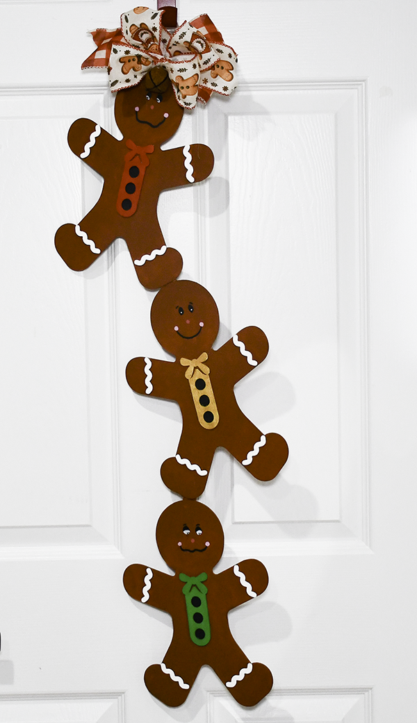 How to Make a Dollar Tree Gingerbread Man Door Hanger